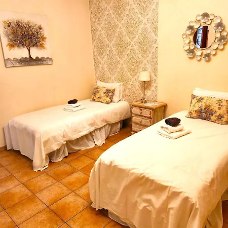 Ziggys Mountain Retreat (adults Only) Bed & Breakfast