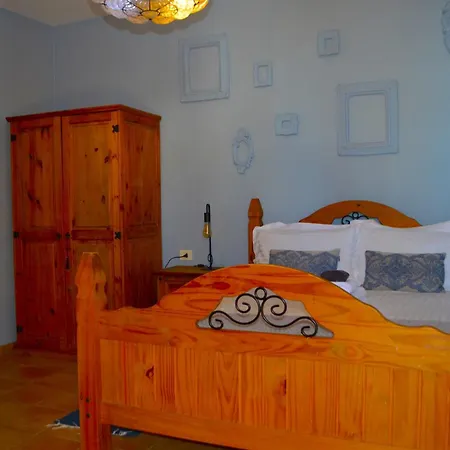 Ziggys Mountain Retreat (adults Only) Bed & Breakfast 3*