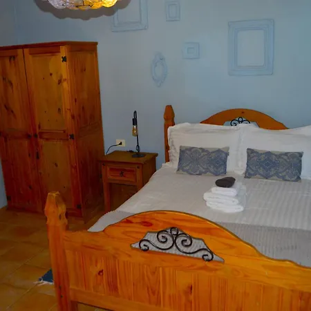 Ziggys Mountain Retreat (adults Only) 住宿加早餐酒店 3*