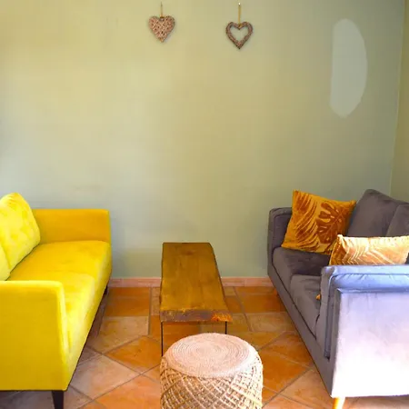 Ziggys Mountain Retreat (adults Only) 3* 维拉弗洛尔