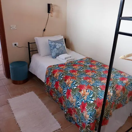 Ziggys Mountain Retreat (adults Only) מלון